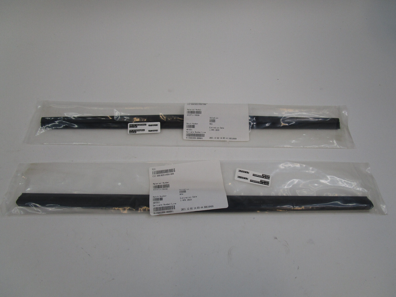 2 New Aircraft Windshield Wiper Blades 4363711 SEDCS-F0214