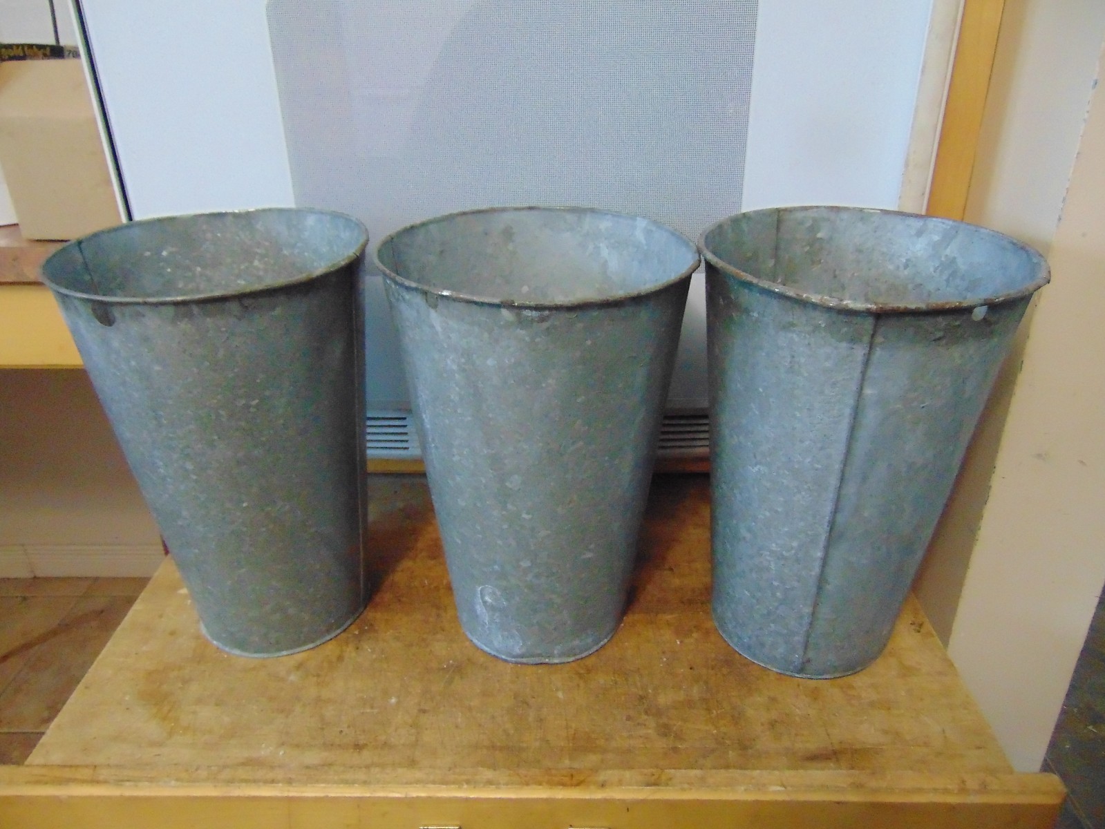 3 maple syrup sap bucket old galvanized buckets planter flowers  # 6894