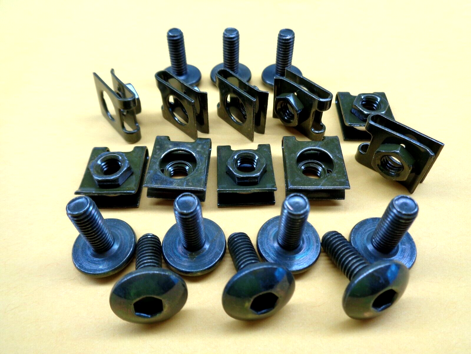 HONDA SCOOTER HARDWARE BOLTS & U NUT CLIPS M6 3/4" LONG 20pcs (10ea) NEW!