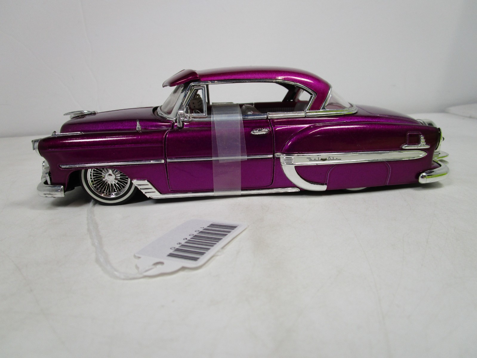 JADA 1/24 STREET LOW PURPLE 1953 CHEVY BEL AIR LOWRIDER NICE