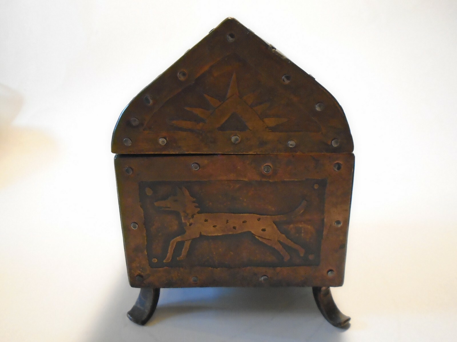 BEVERLY BEELAND DOG OR WOLF ENGRAVED COPPER COVERED BOX