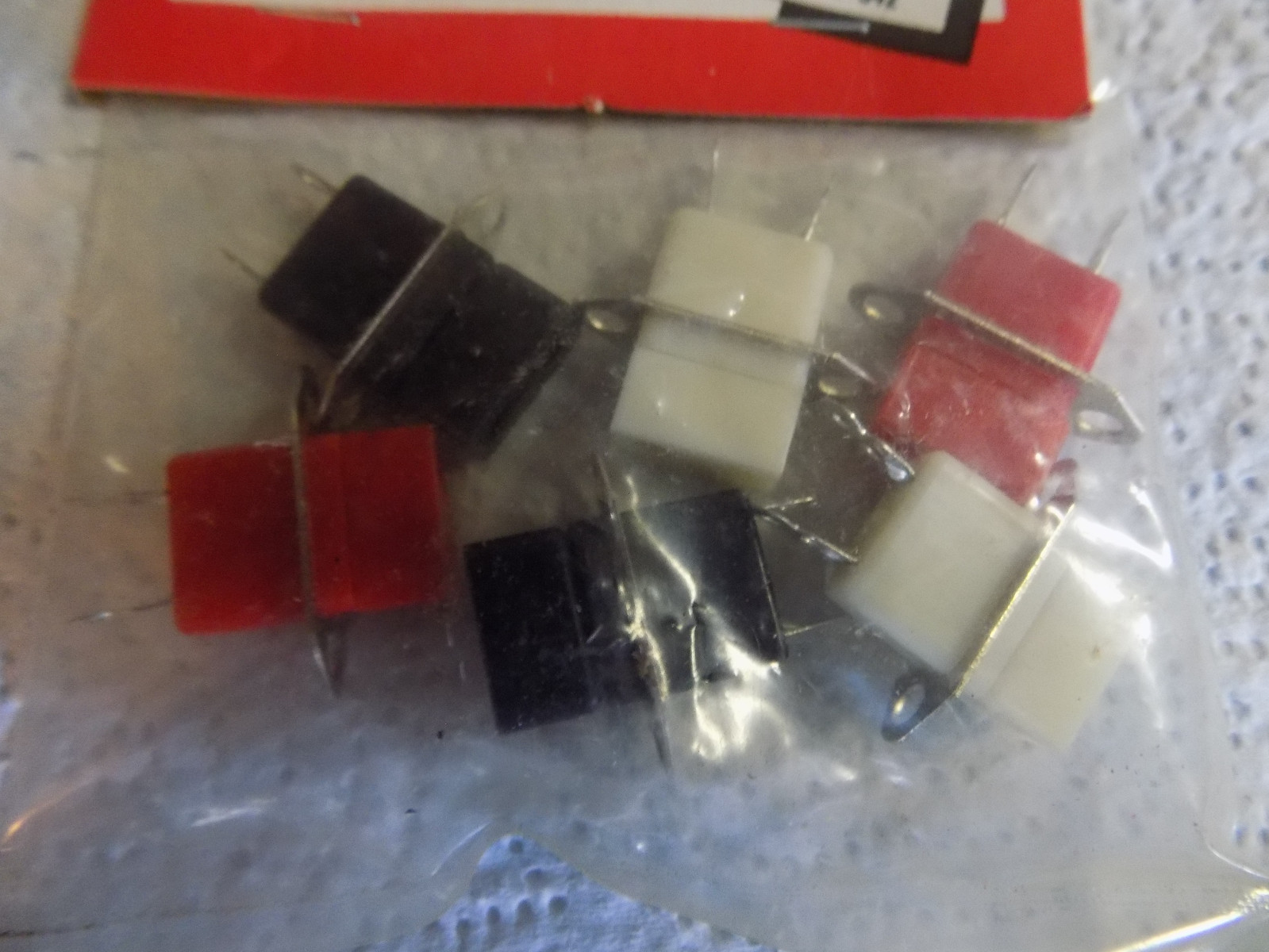 Archer 2- Prong Pin Plugs and Jacks