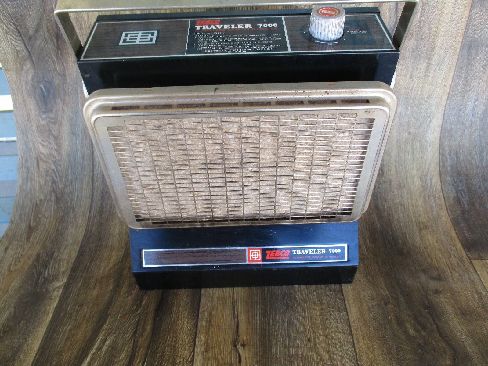 Zebco Traveler 7000 Flameless Catalytic Propane Heater Adjust 2000 to 7000 BTU'S