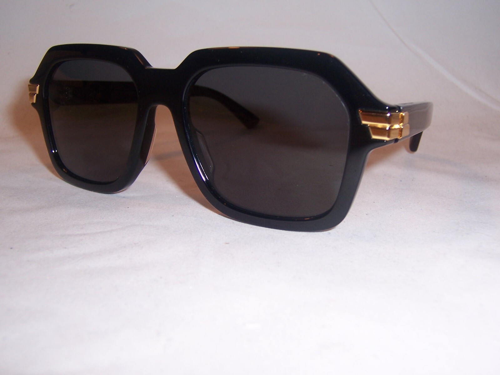 Pre-owned Bottega Veneta Sunglasses Bv 1123s 001 Black/grey 56mm Authentic 1123 In Gray