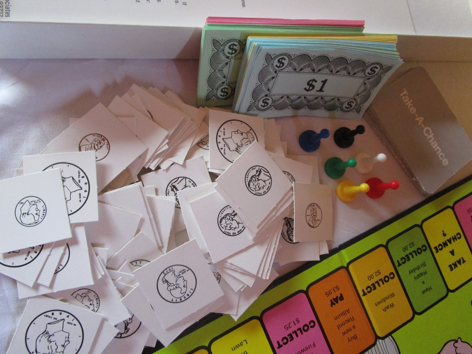 Allowance 4547 Consumer Math Game Grades 3-8 Creative Teaching Associates 1983