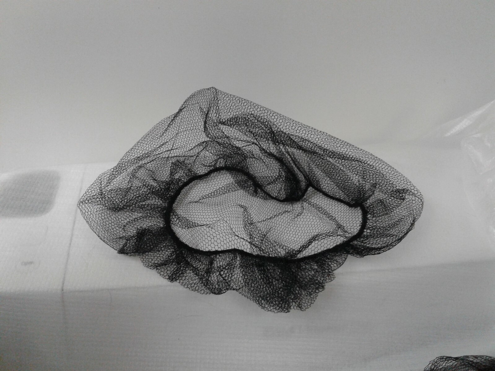 Disposable Hairnets Black in color package of 90 NEW