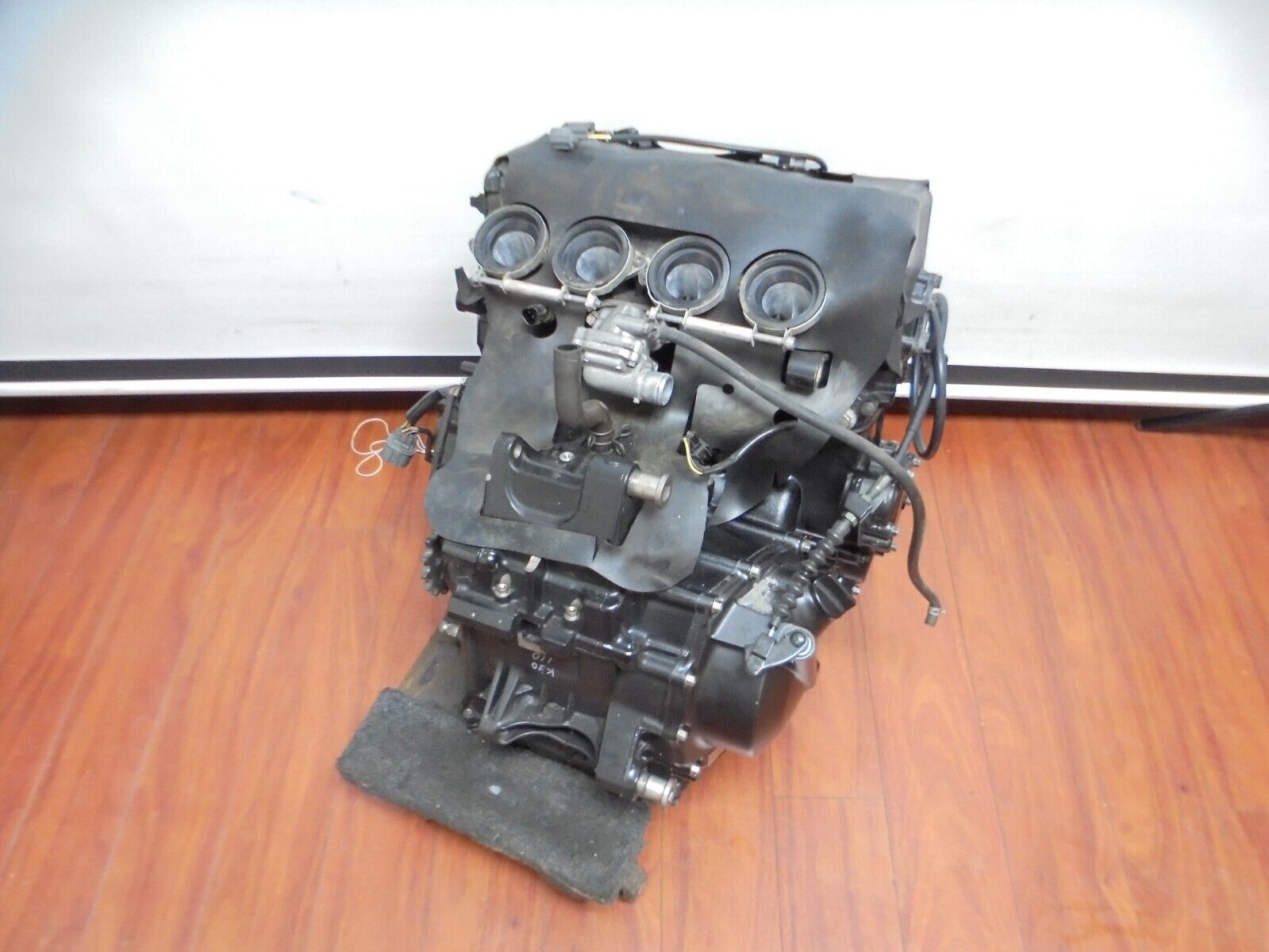 2006 2007 Kawasaki Ninja ZX10R ZX 1000 OEM Engine Motor 2006 2007 Kawasaki Ninja ZX10R ZX 1000 OEM Engine Motor