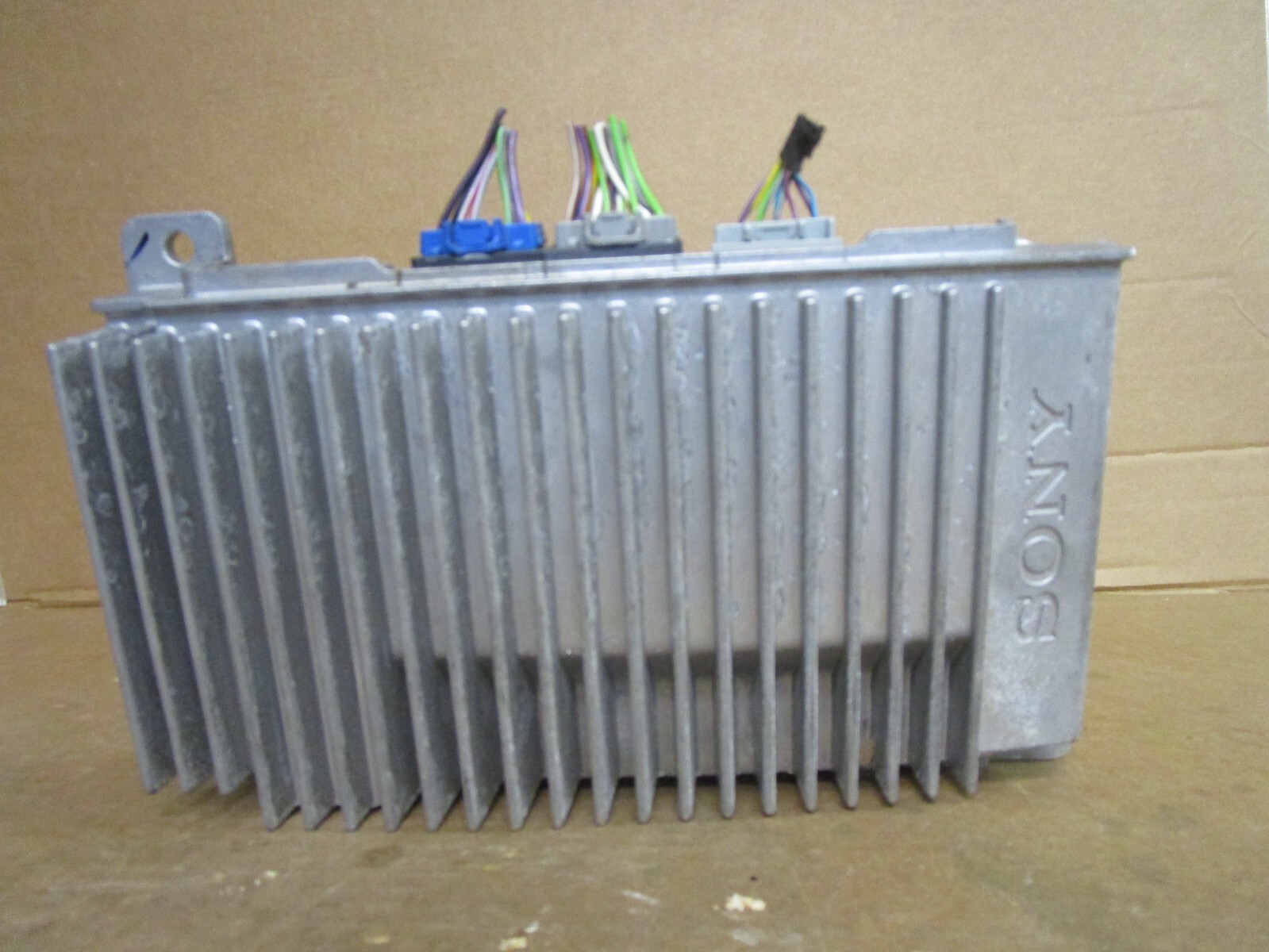 13-16 Ford Fiesta Sony Radio Amplifier Amp Sound System