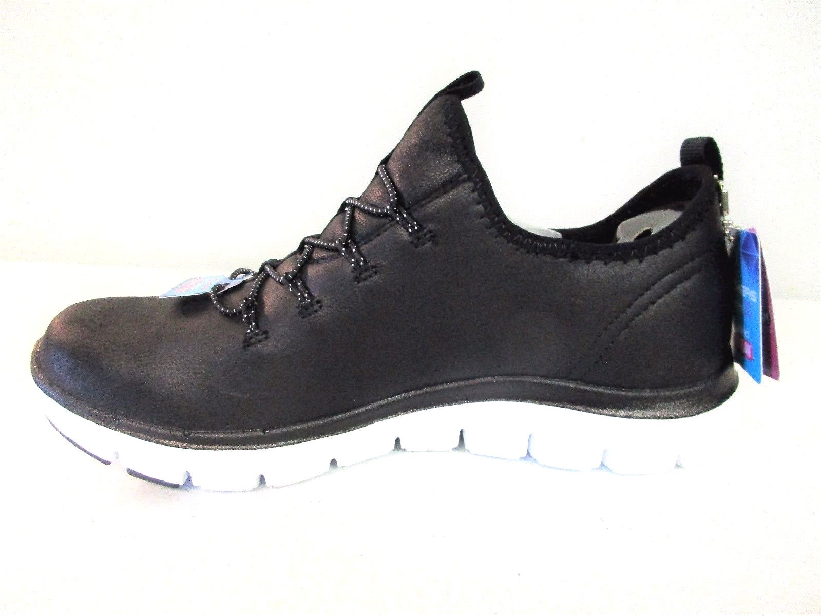 skechers ansal plaza