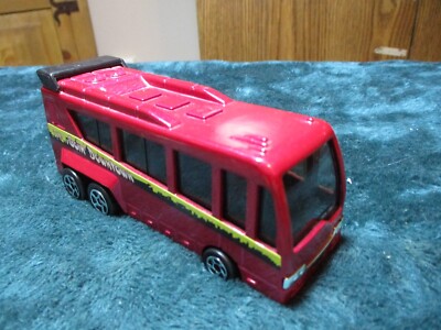 1998 Hot Wheels ''Goin' Downtown'' Maroon City Bus Diecast 1/64 Scale Maroon