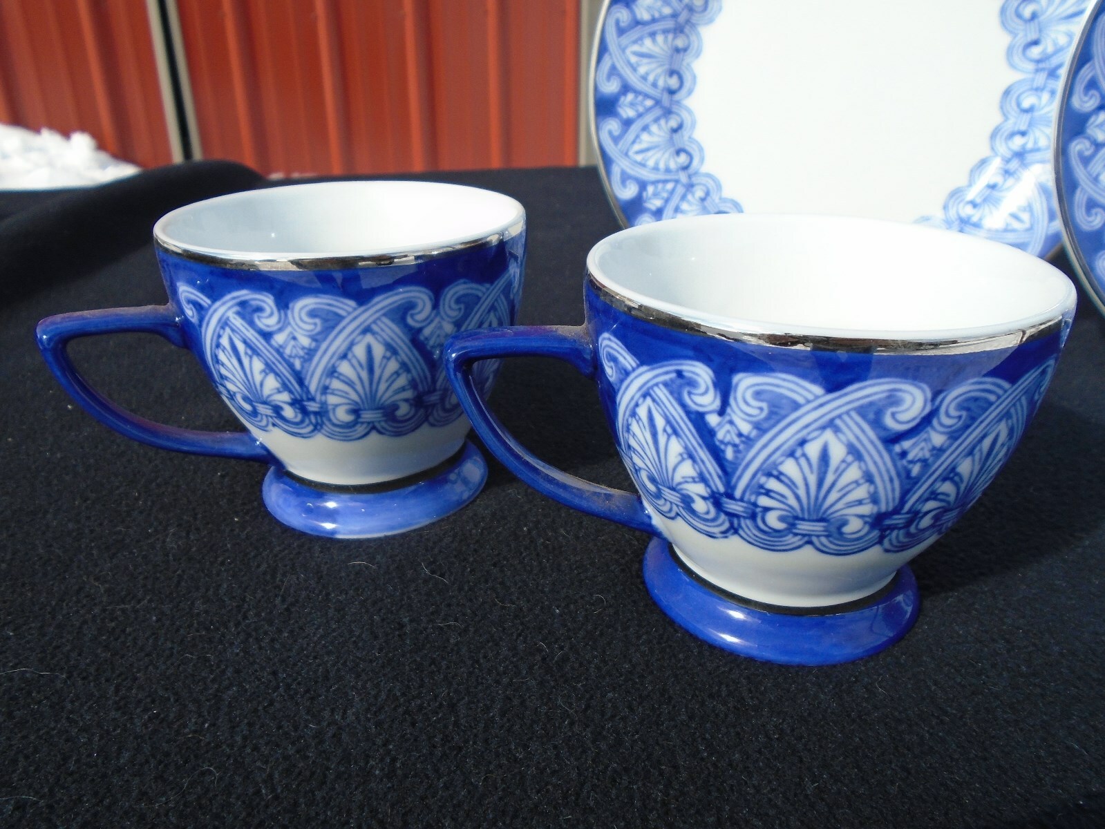 5pc Bombay Blue & White Platinium Tile (2 desert plates 2 cups & 1 saucer)