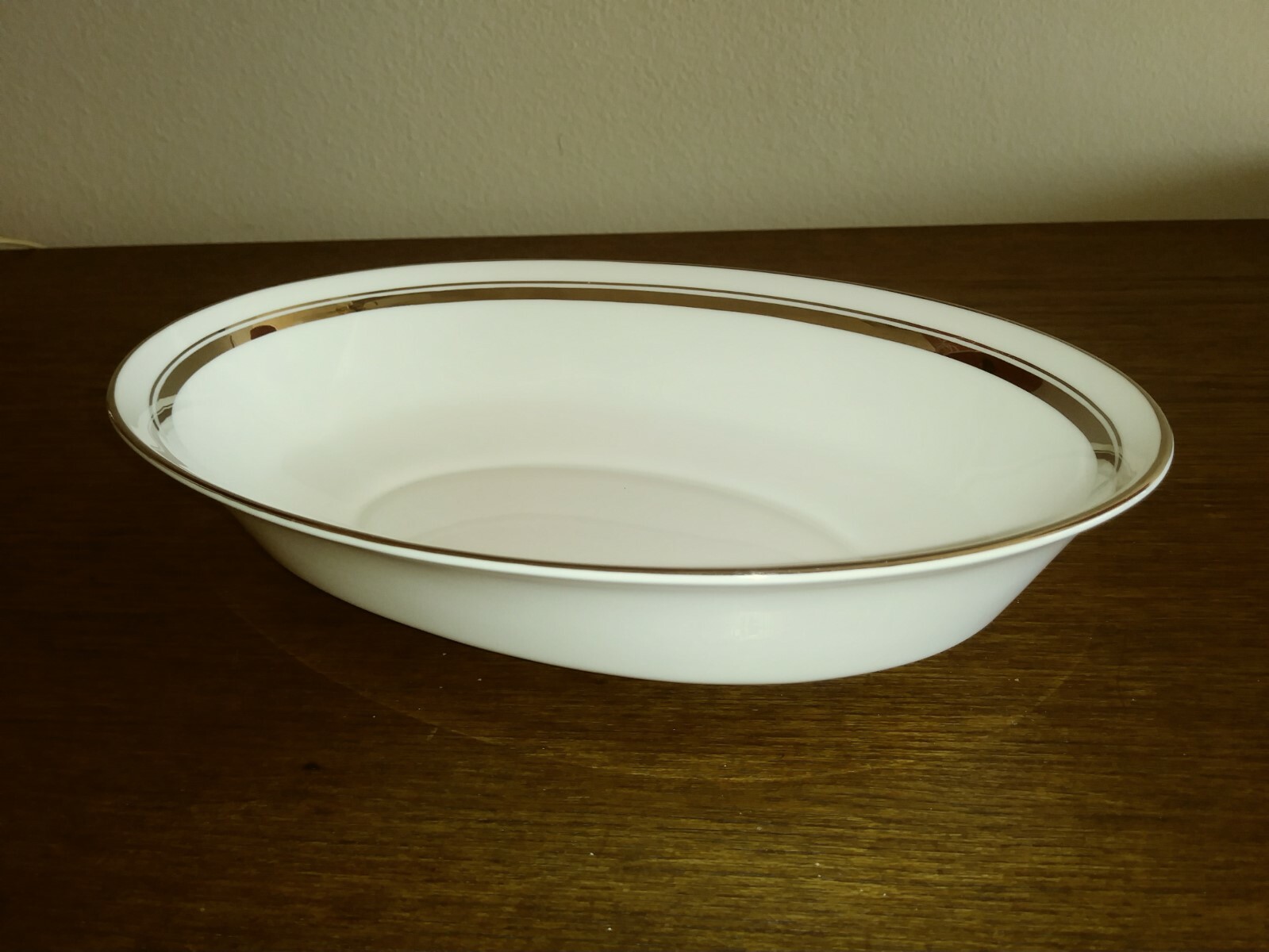 Oxford Bone China: 2 Dinner Plates, Oval Vegetable Plate, Coffee Cup, 2 Saucers