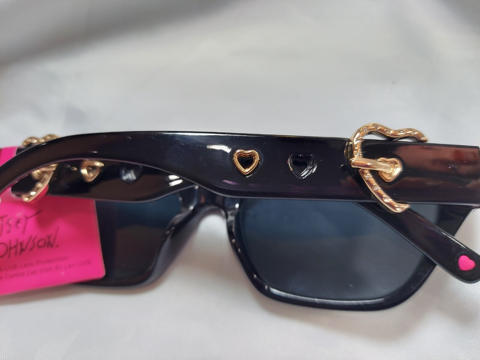 ★Betsey Johnson★K‐POPアイドル愛用★CLARK★パンプス CLARK GOLD | Women's Rhinestone Sling-Back Pumps – Betsey