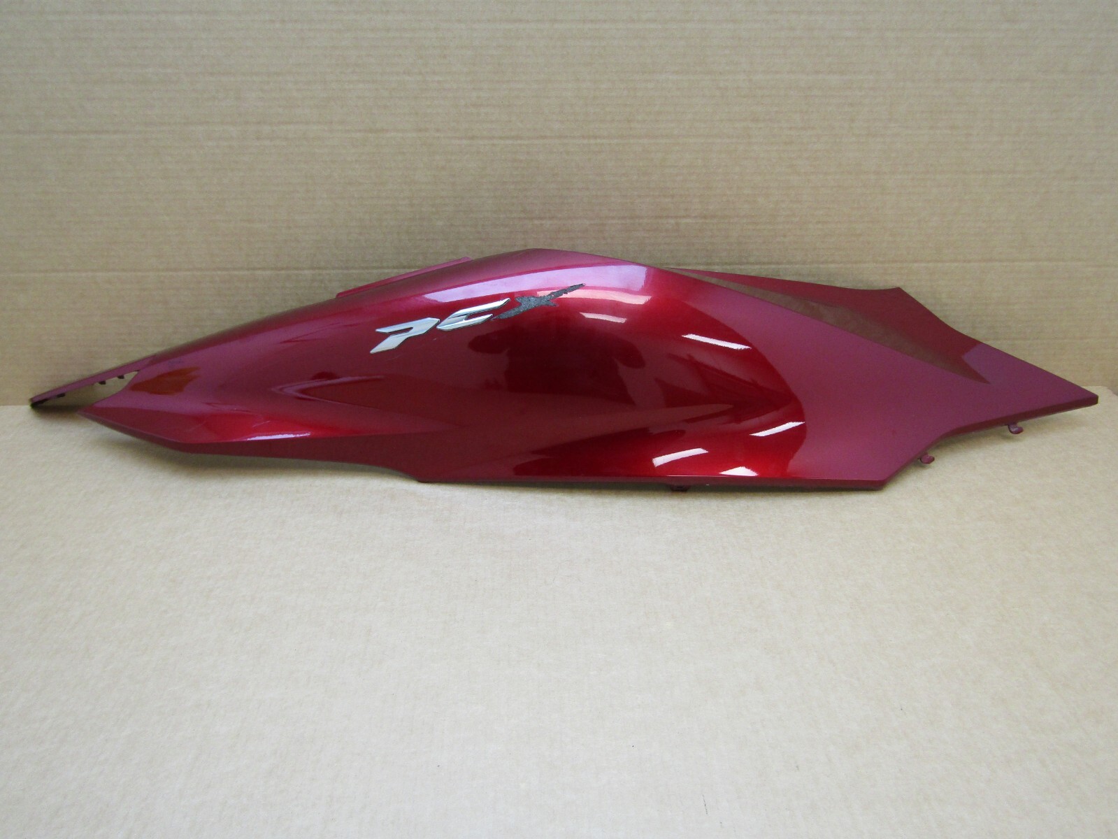 Honda PCX 125 2021 right side panel (13732) | eBay UK
