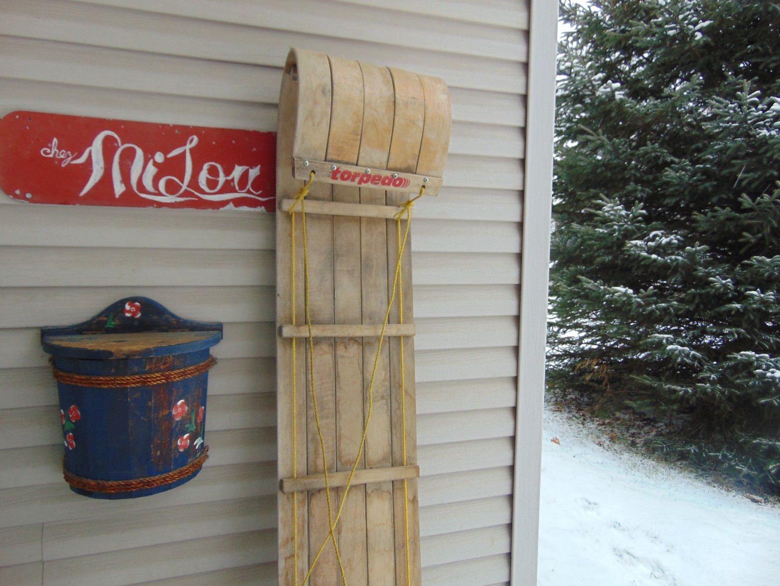 vintage wooden snow toboggan slep  58
