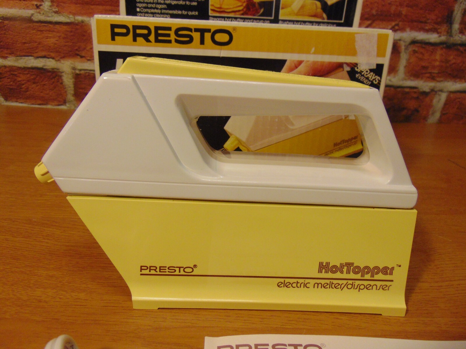 Presto 0300002 HotTopper Hot Topper Electric Melter & Dispenser (SEE DETAILS)