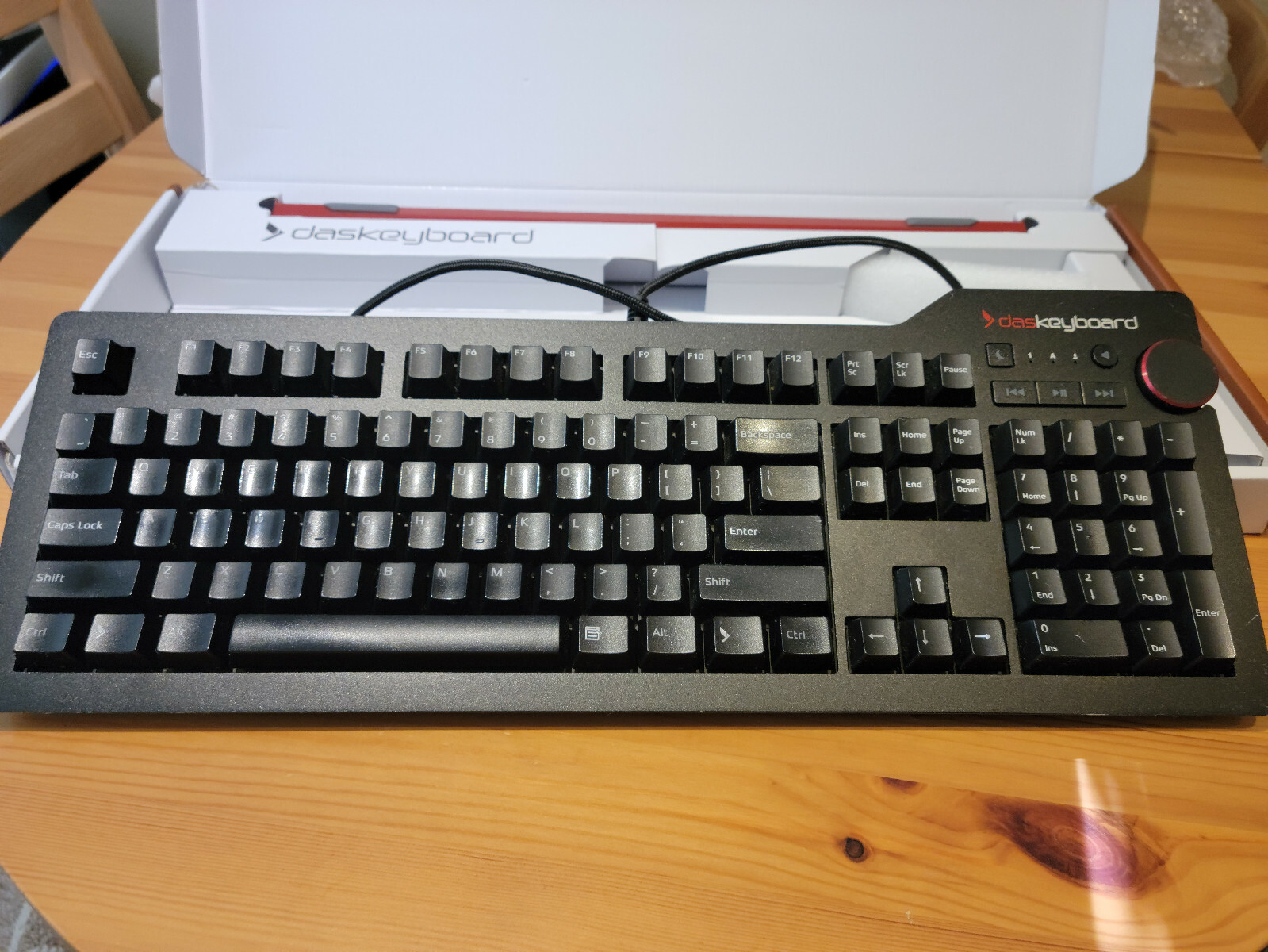 Das Keyboard Daskeyboard 4 Root Cherry MX Blue UsedのeBay公認海外通販｜セカイモン