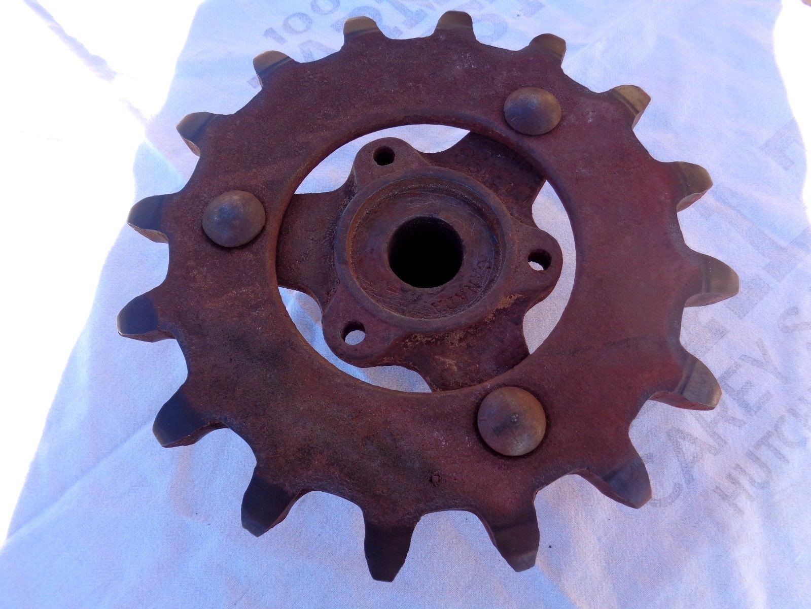 VINTAGE CAST IRON INDUSTRIAL MACHINE AGE STEAMPUNK GEAR WHEEL LAMP BASE 9 INCH