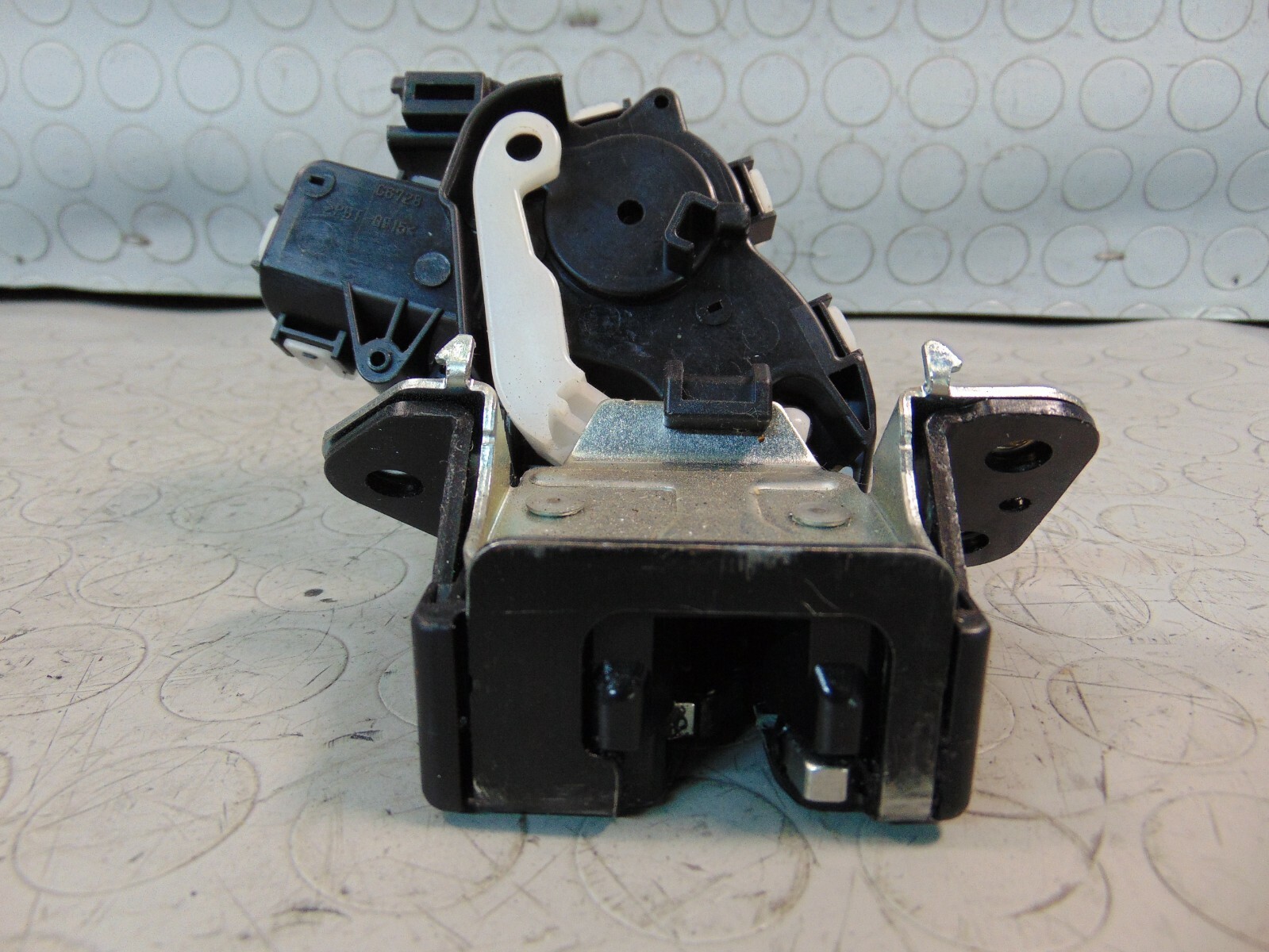 Serratura portellone posteriore MAZDA 3 C6728