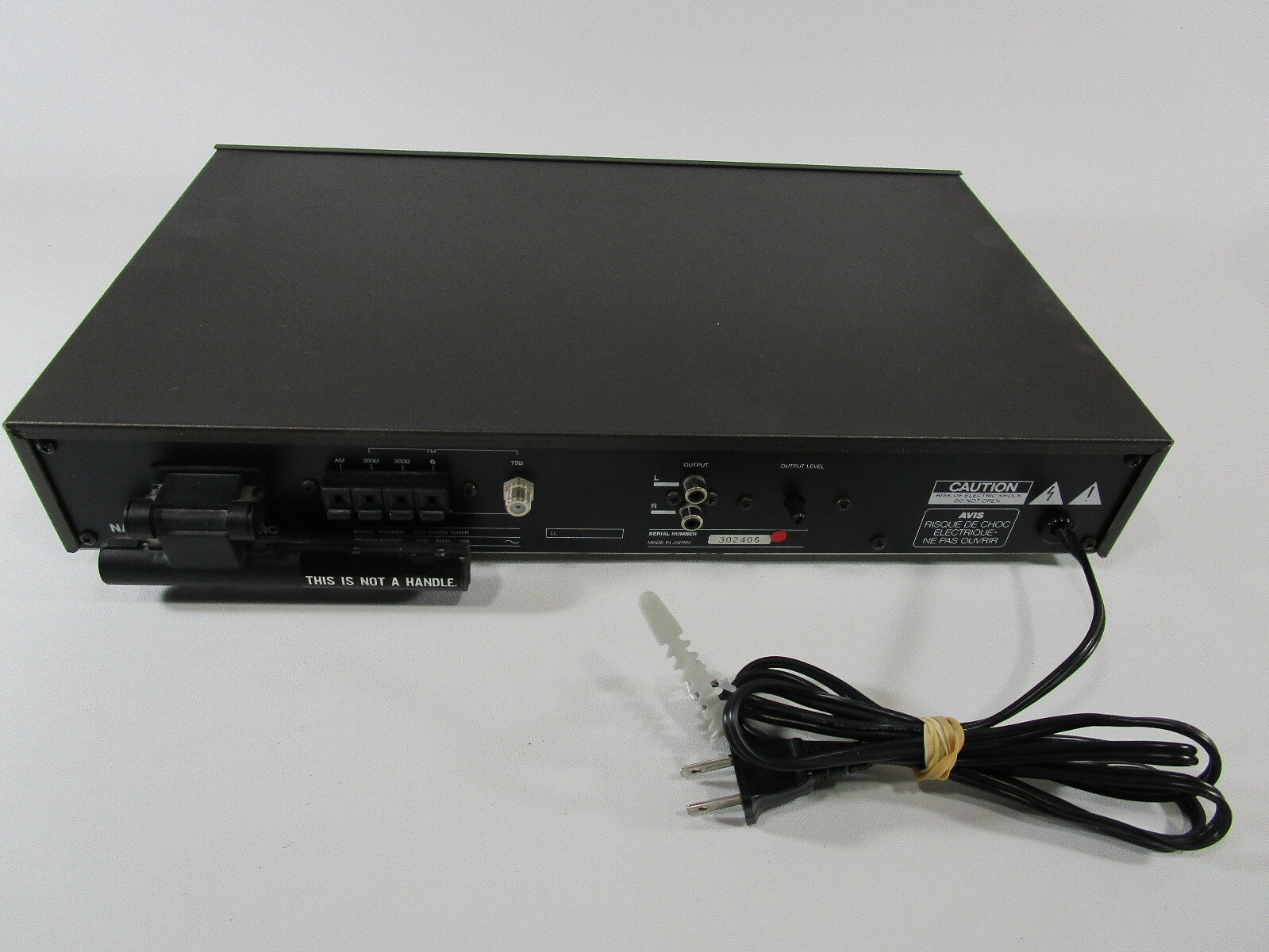 NAD 4155 AM/FM STEREO TUNER Nice condition