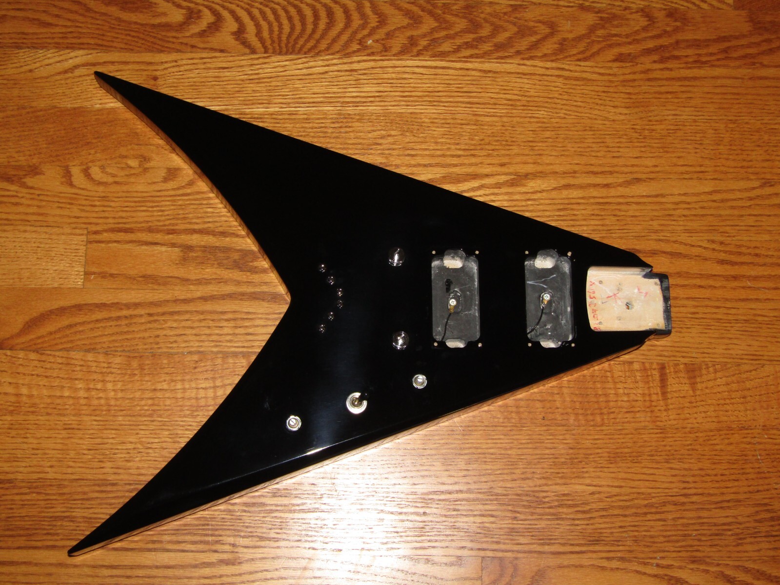 2008 JACKSON JS30KV KING V GUITAR BODY - POTS / SWITCH