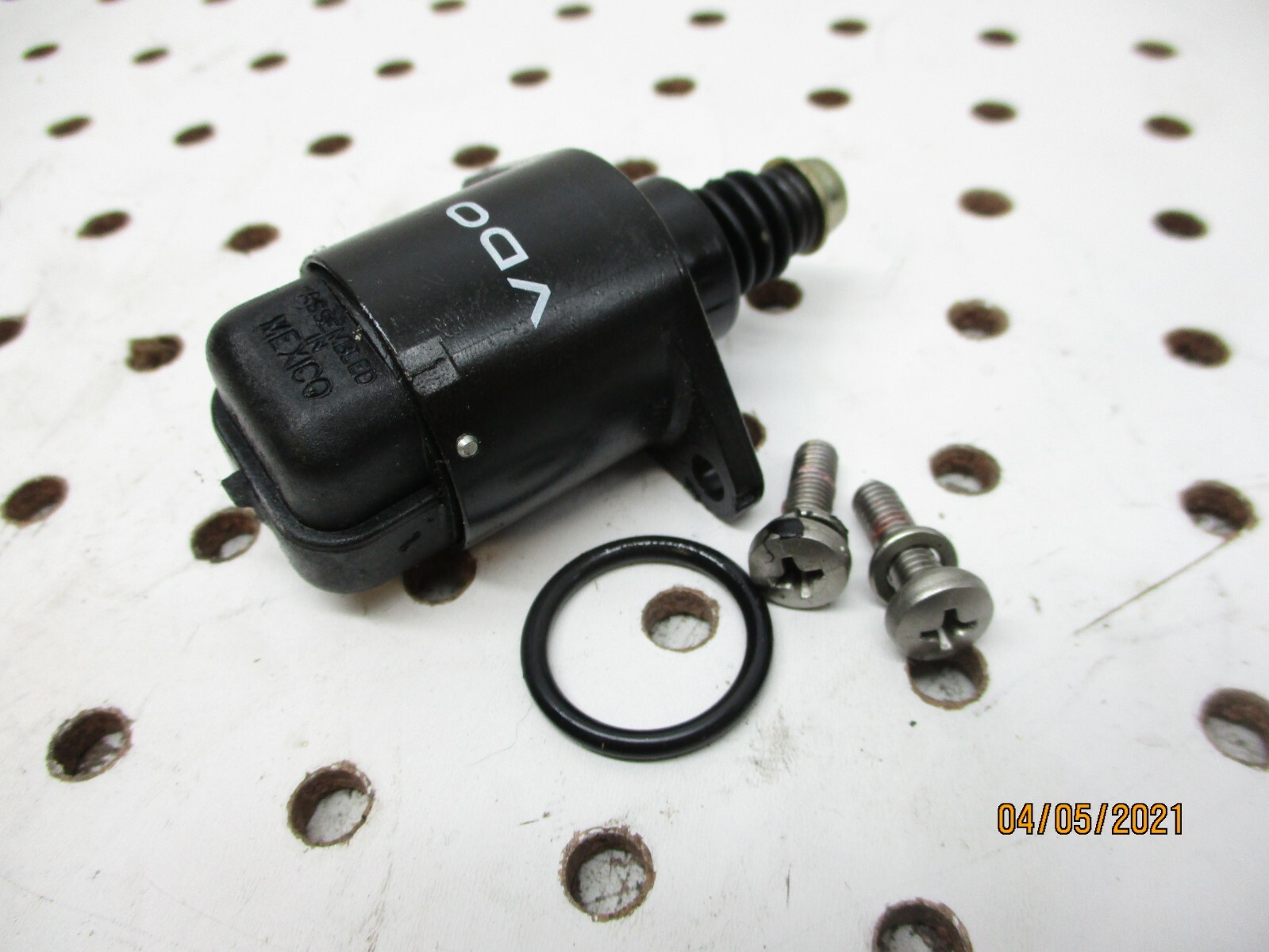 Seadoo OEM VDO Idle Bypass Valve 20022011 RXP RXT GTX GTI Challenger の