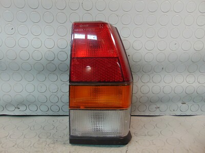 Fanale posteriore destro VOLKSWAGEN POLO 1985 867945257A