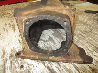 1939 John Deere B Used Governor Housing Casting B1464R    Antique Tractor