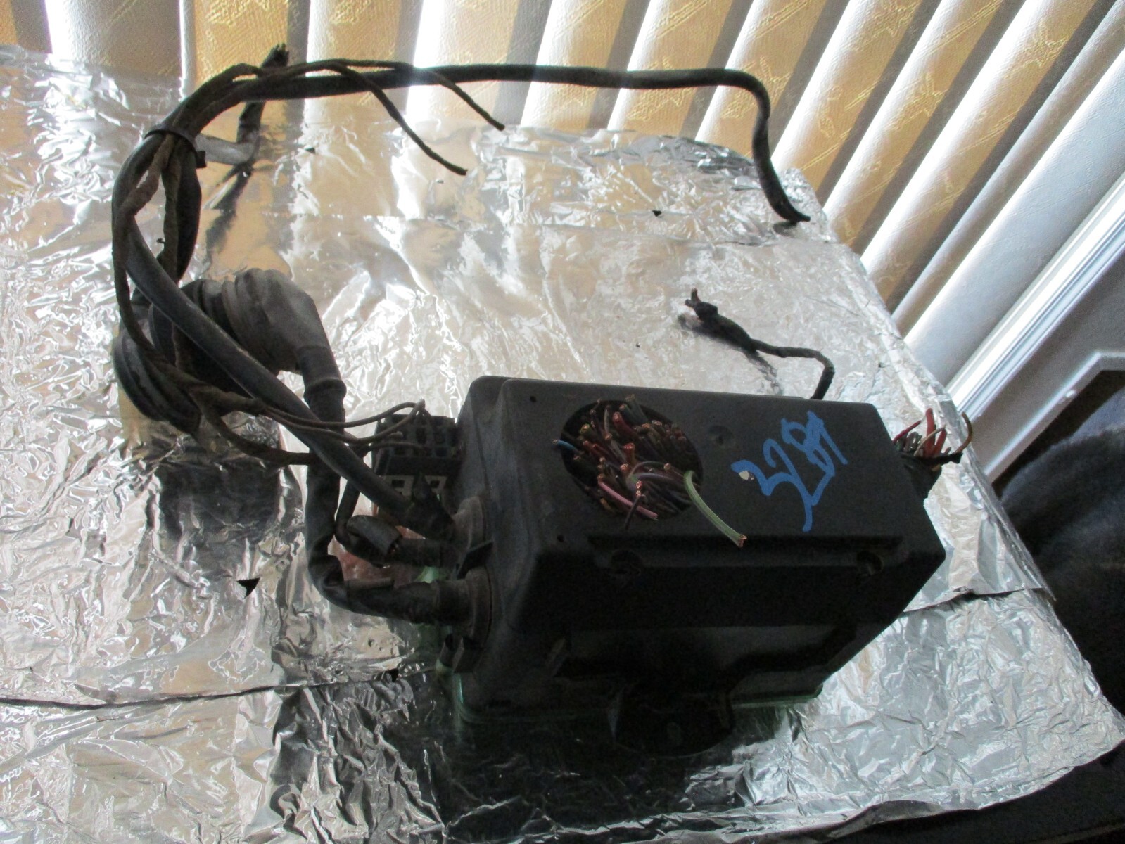 Bmw E30 Oem Fuse Relay Box Wiring Harness