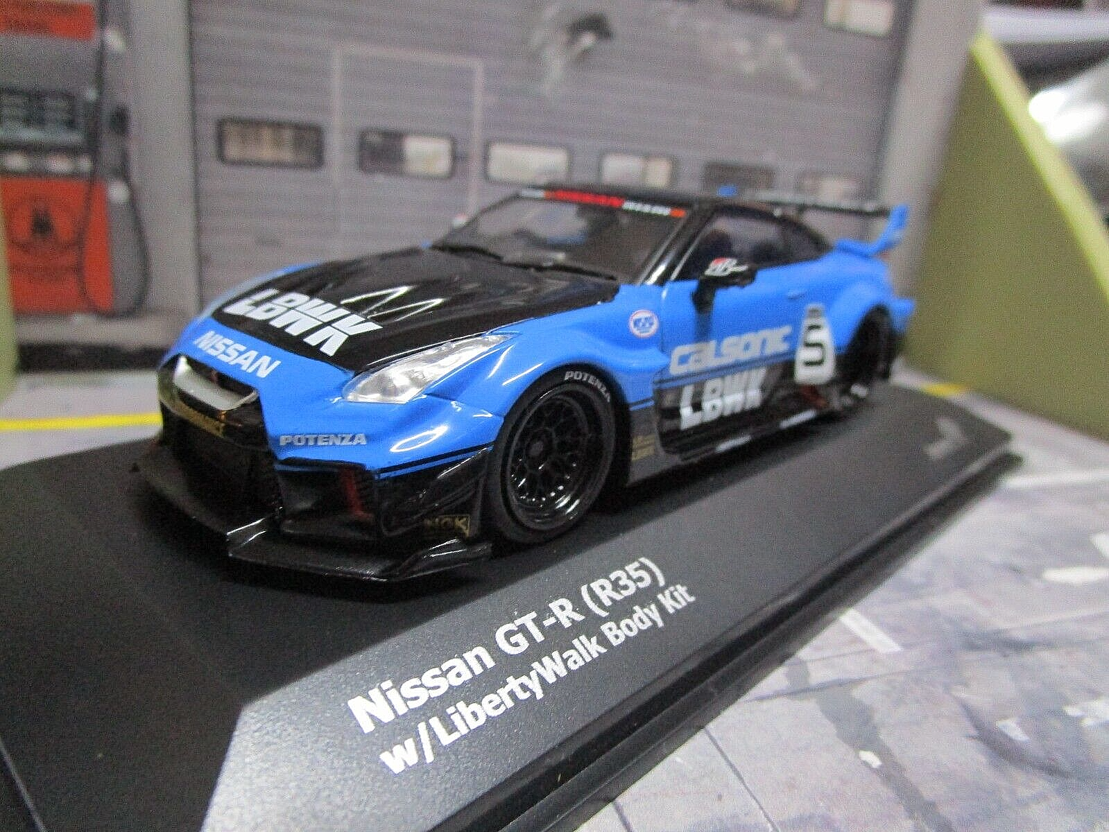 NISSAN GTR GT-R R35 Skyline blau blu Liberty Walk Body kit