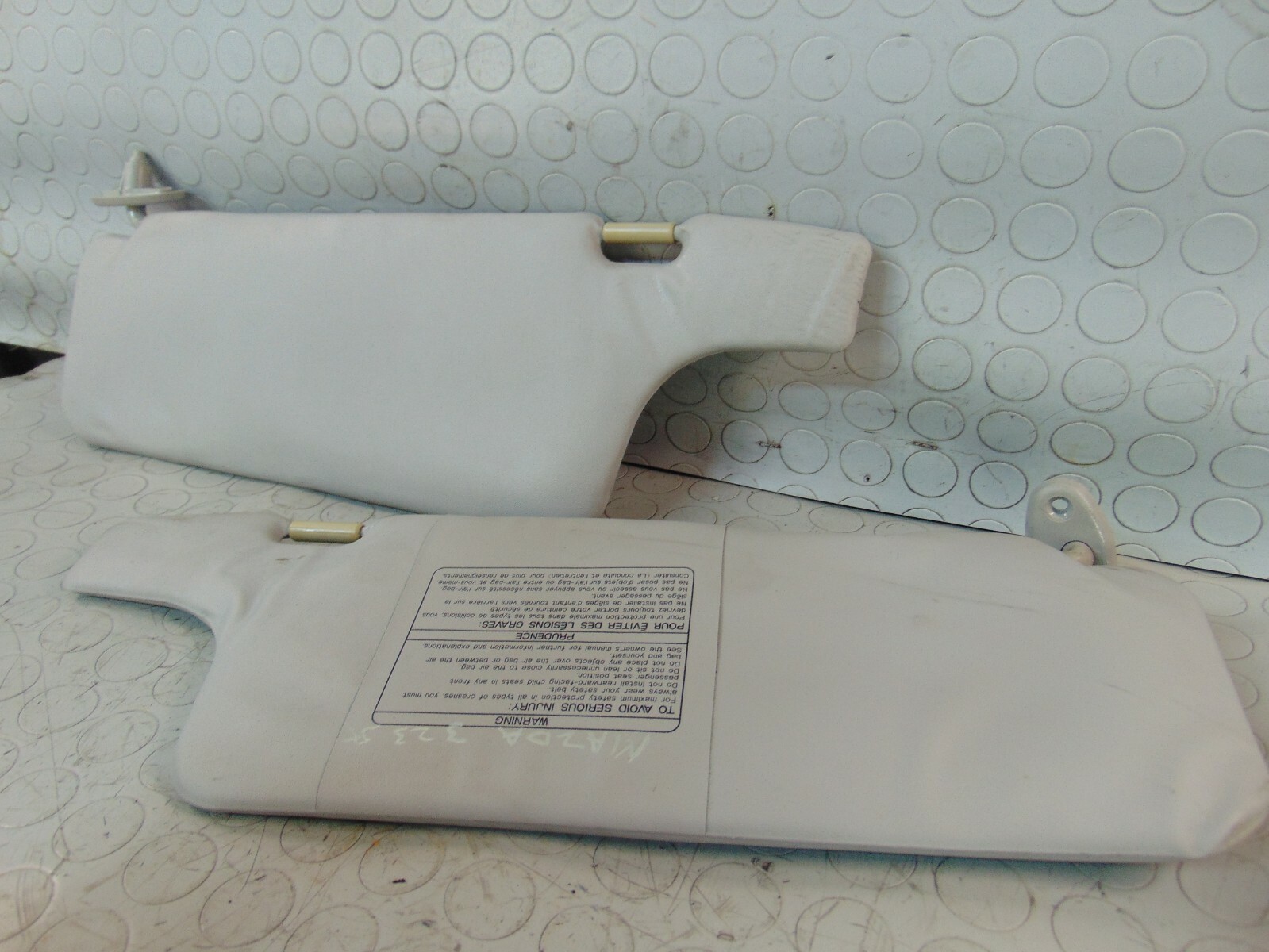 Alette pantine parasole mazda 323
