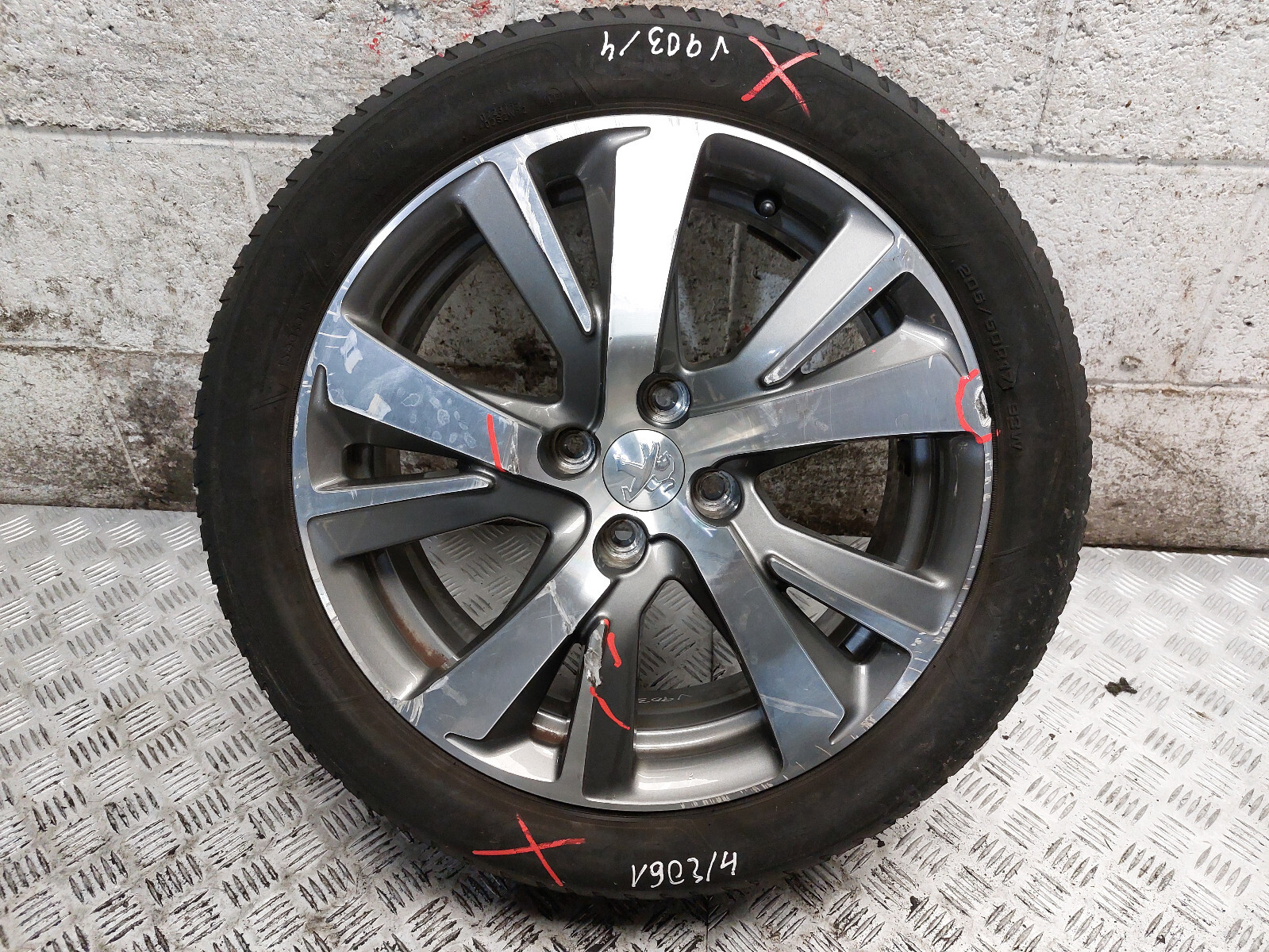 PEUGEOT 2008 17