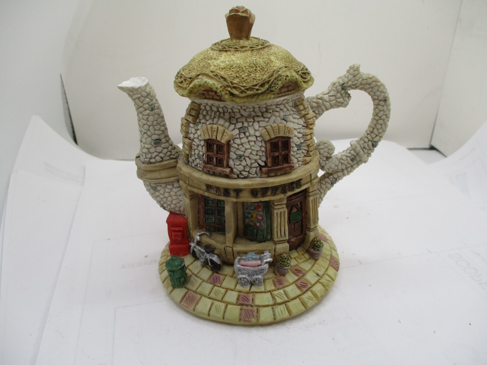 Cottages With Lid