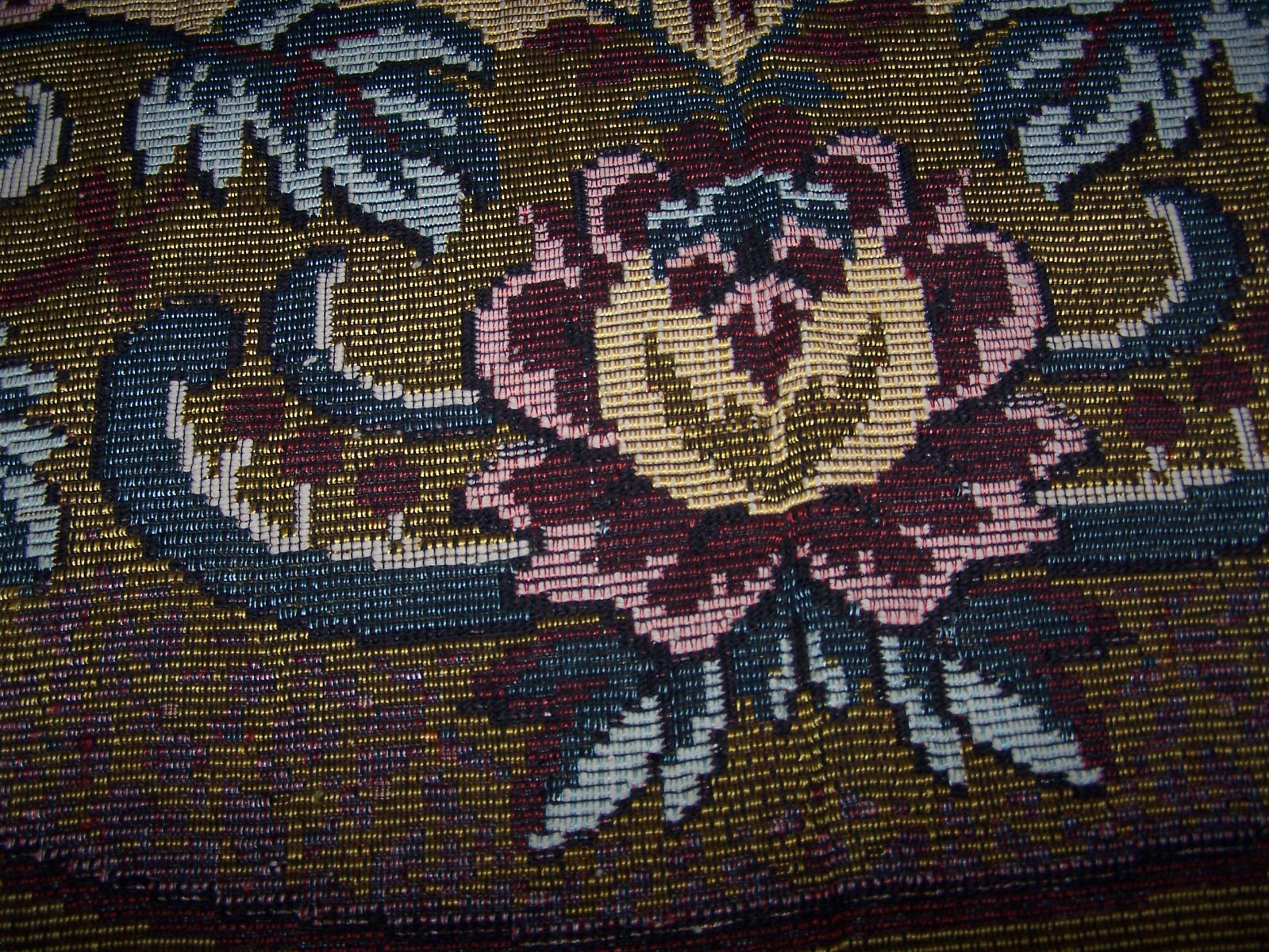 Vintage Upholstery Weight Tapestry Center Medallion Design Burgundy Teal 57x76