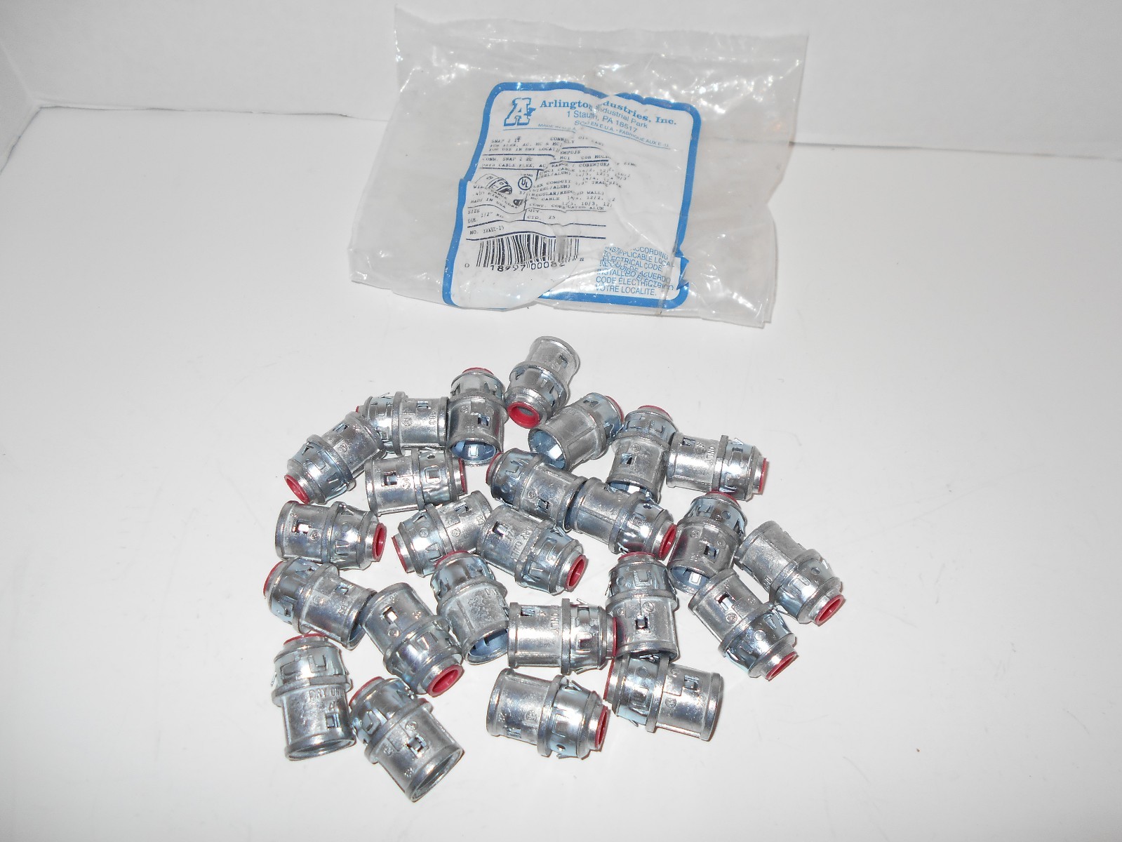 Arlington Snap2It 38AST - Flex/AC/MCI & MCI- A Cable Connectors 1/2