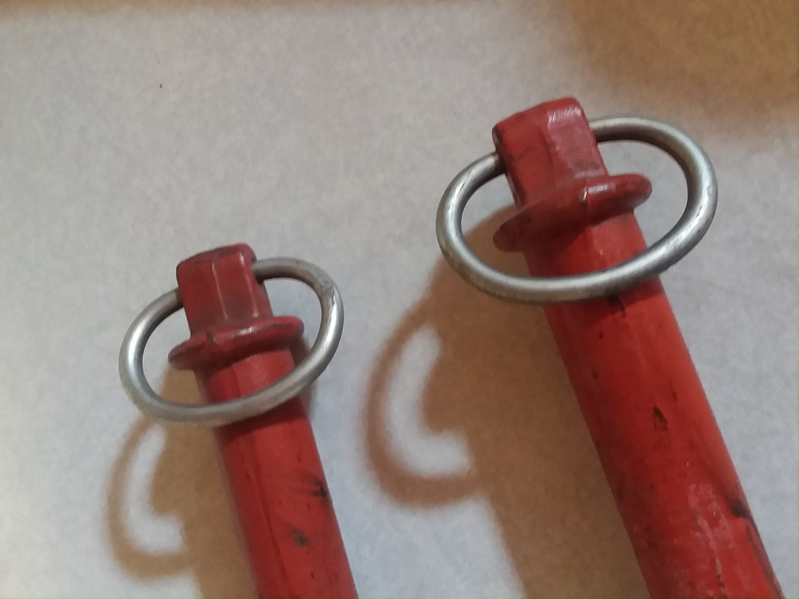 2 FARM TRACTOR WAGON TRAILER RECIEVER PINS R CLIP (1 1/8