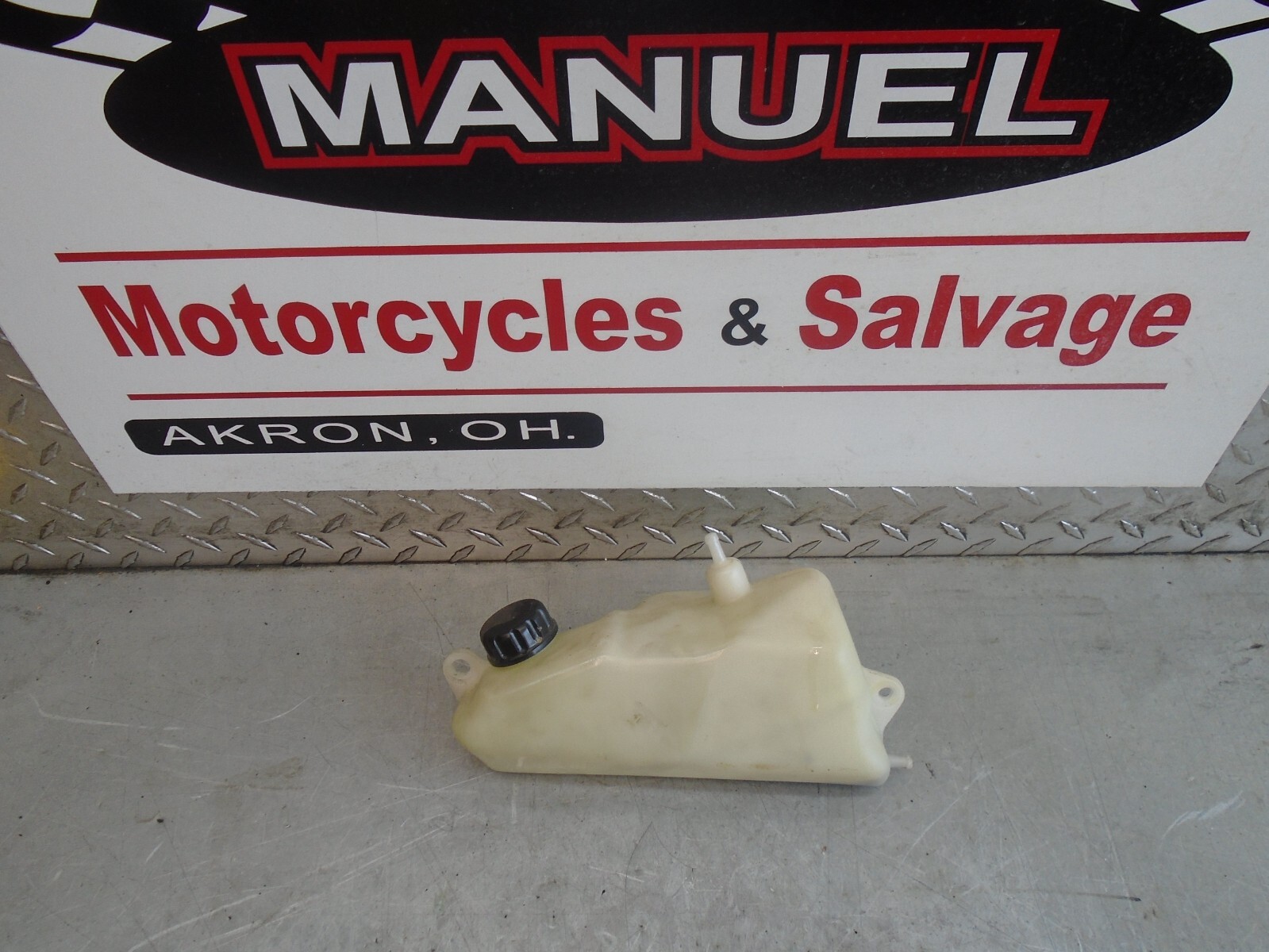 00 KAWASAKI ZX600E COOLANT OVERFLOW BOTTLE 43078-0010 | eBay