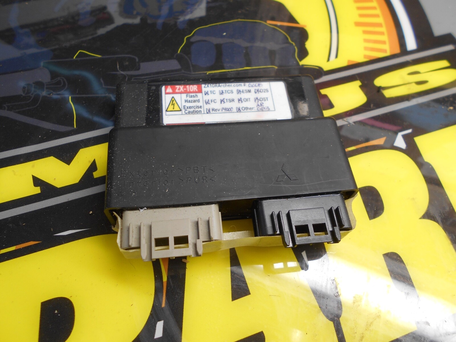引き出し 2013 Kawasaki Ninja ZX10R ECU ARCHER FLASHED COMPUTER
