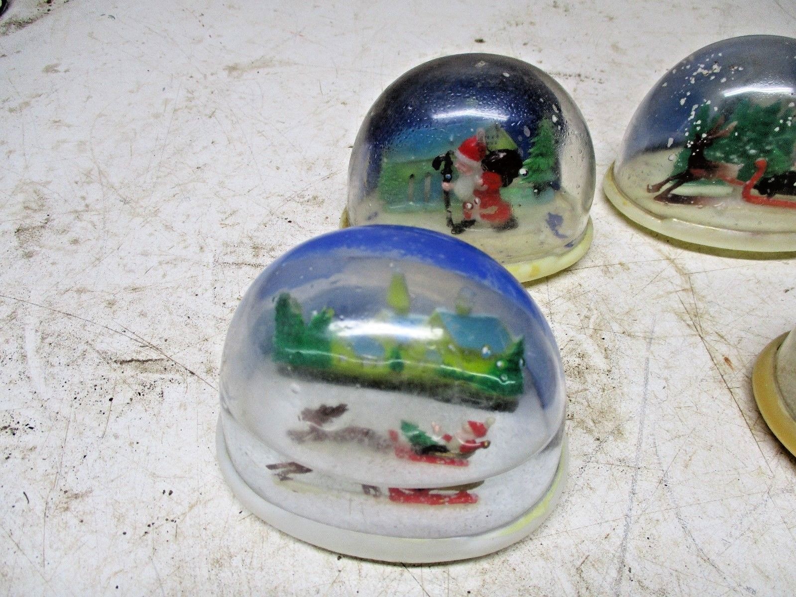 4 Small Old Plastic Santa Claus Snow Globes Snowdomes