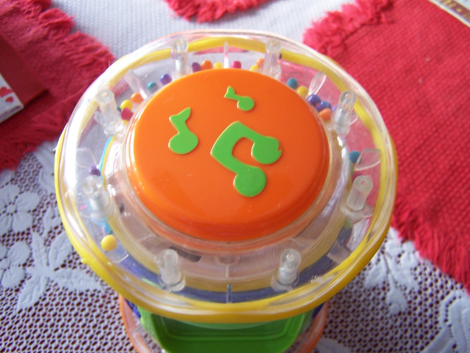 2003 KIDS II Musical Drums Light-Up Activity Nursery