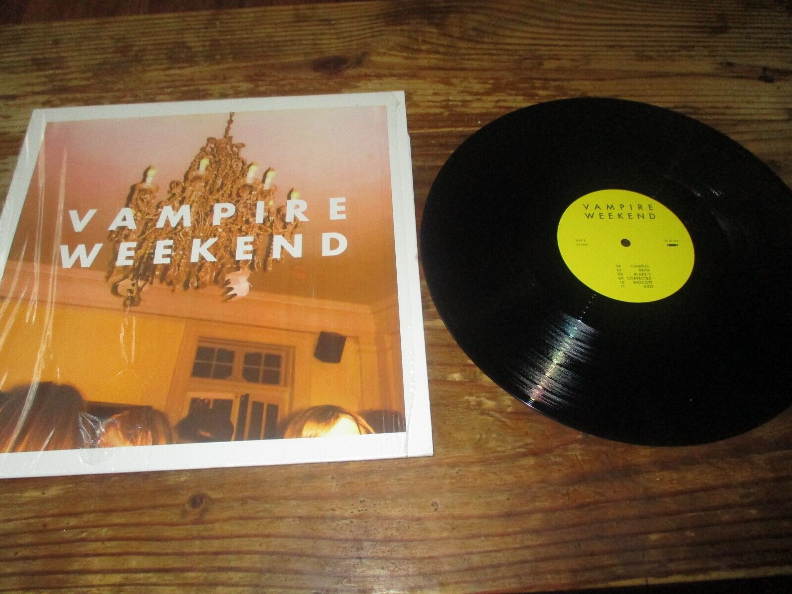 VAMPIRE WEEKEND debut original label vinyl record album VAMPIRE WEEKEND debut original label vinyl record album