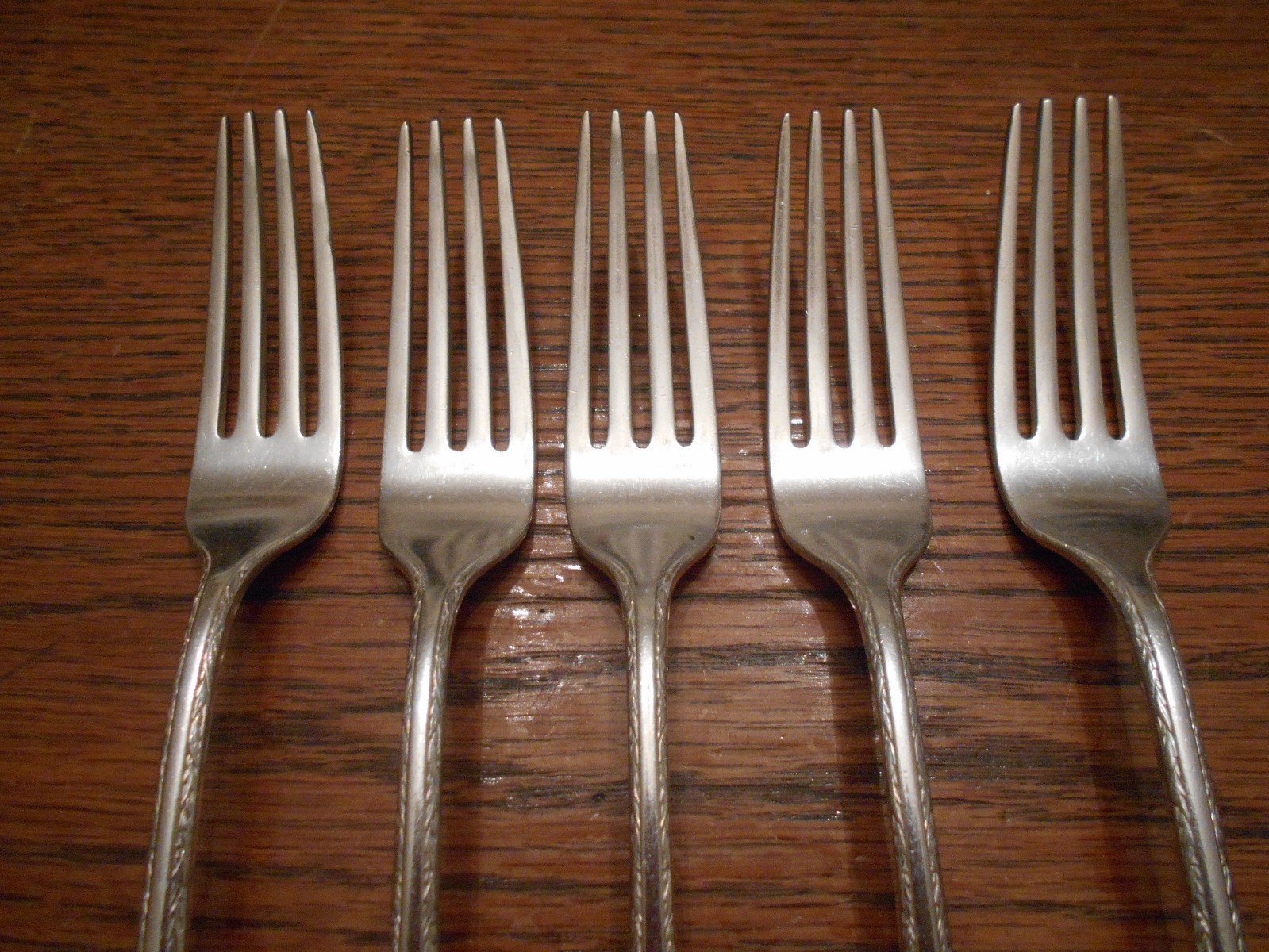 5 Gorham Plate 1940 INVITATION Pattern Dinner Forks Silverplate Flatware 834