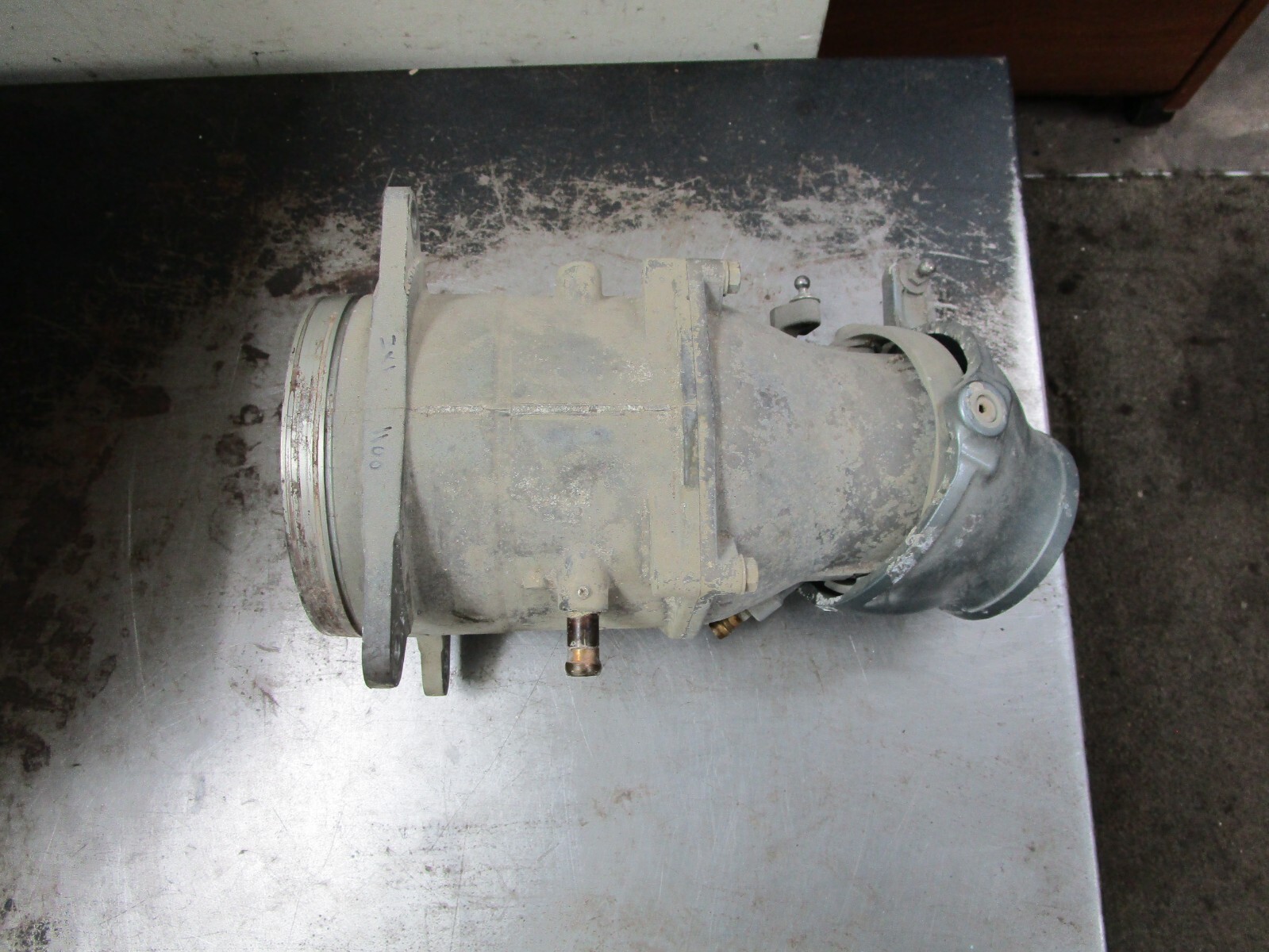 96 KAWASAKI 1100 ZXI JET PUMP IMPELLER VAIN GUIDE W