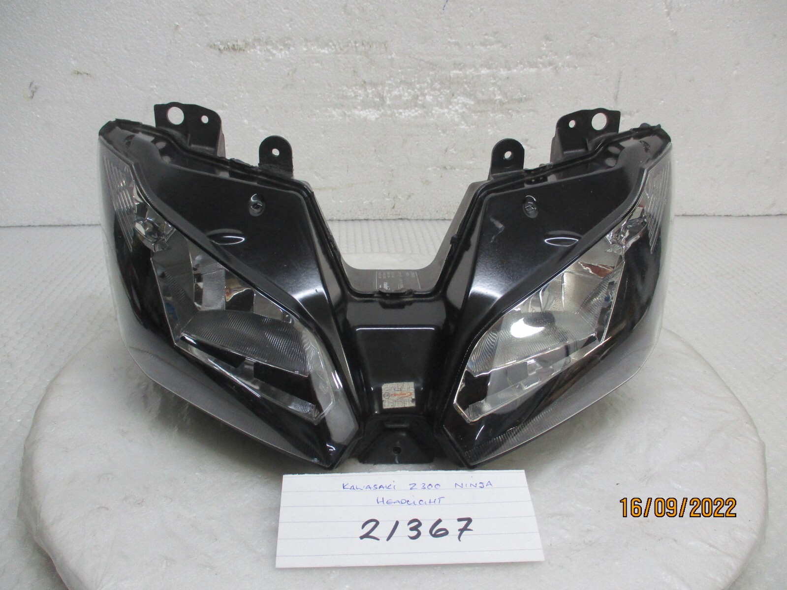 literature KAWASAKI Z300 NINJA HEADLIGHT (21367) | eBay UK