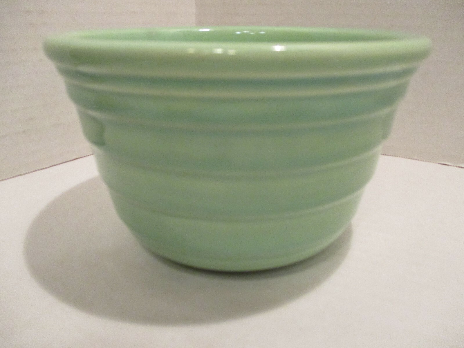 Bauer Pottery Atlanta Gloss Green Pastel Kitchen ware Mixing Bowl