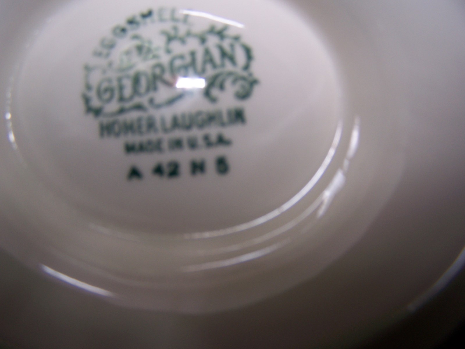 DUBARRY Footed TEAPOT w/ Lid, by Homer Laughlin Eggshell Georgian, EC BEAUTY