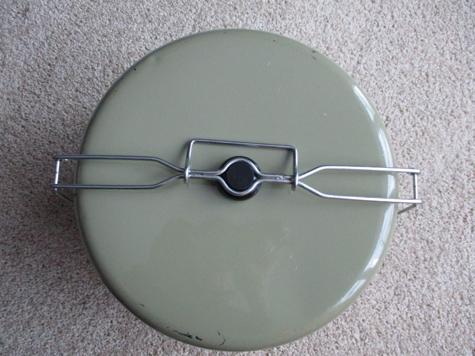 VINTAGE METAL 5 PIECE CAKE AND PIE HOLDER CARRIER CADDY GREEN