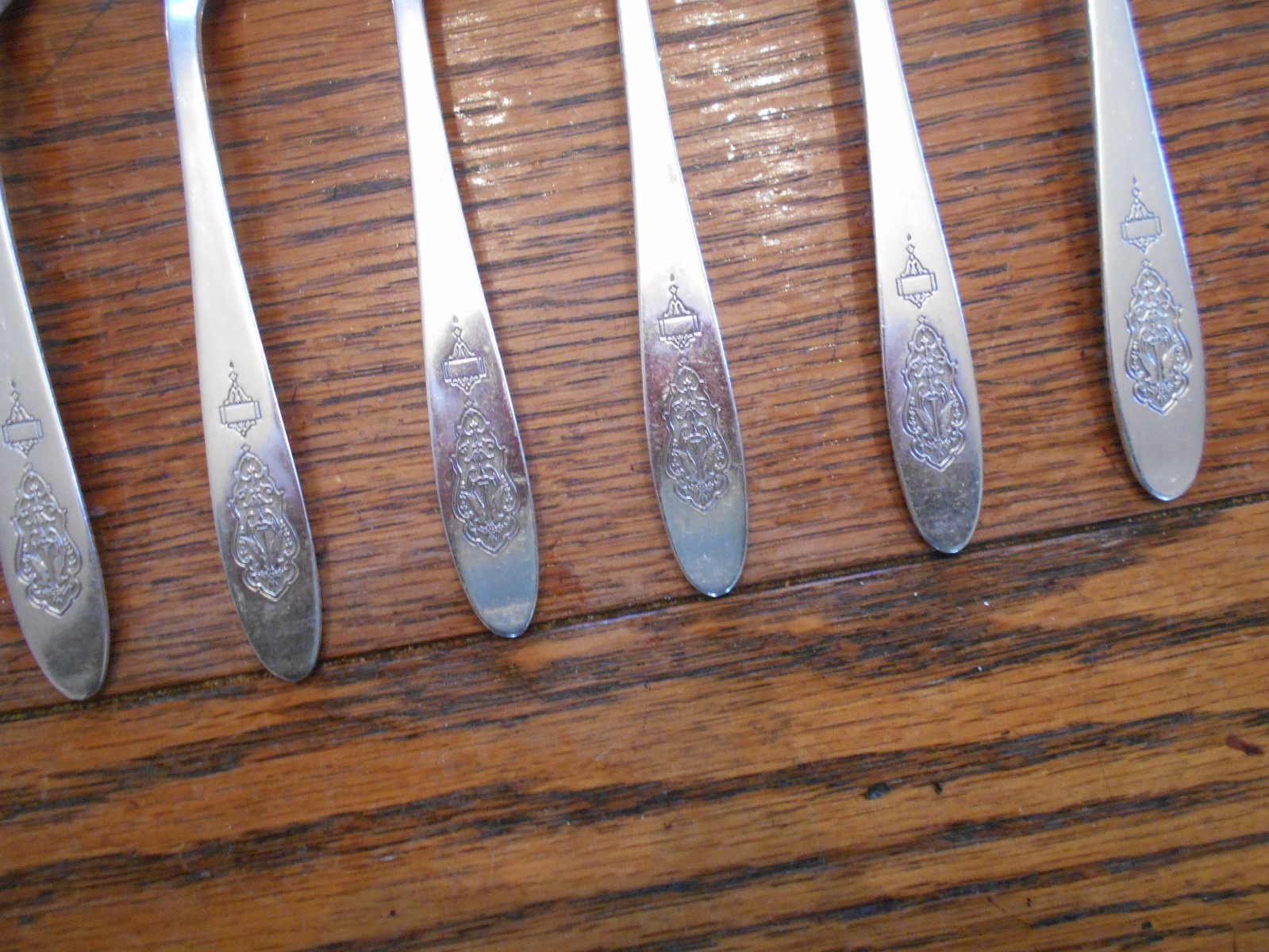 6 Community 1923 BIRD OF PARADISE Pattern Teaspoons Oneida Silverplate 830