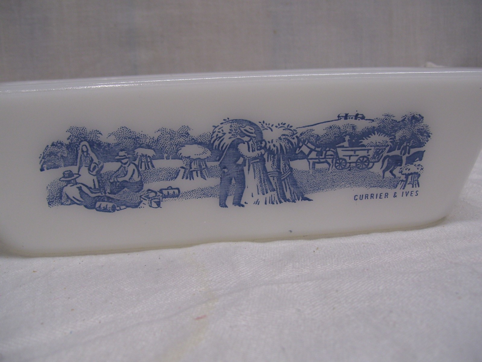 VTG GLASBAKE Currier Ives Bread Loaf Dish Blue White Milk Glass Amish Print