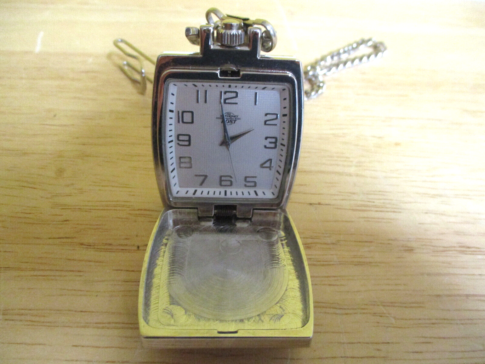 セイコー　
KINETIC　
5M22-7B40 Field & Stream Pocket Watch Square Case w/Norman Rockwell